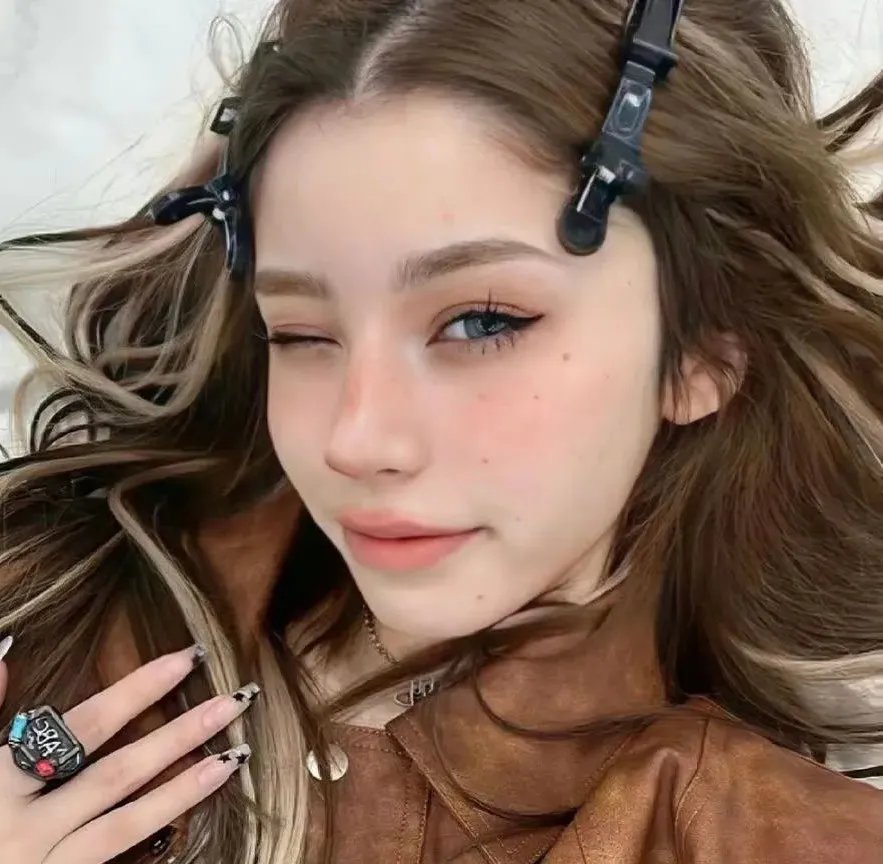 闭门一家千粤语